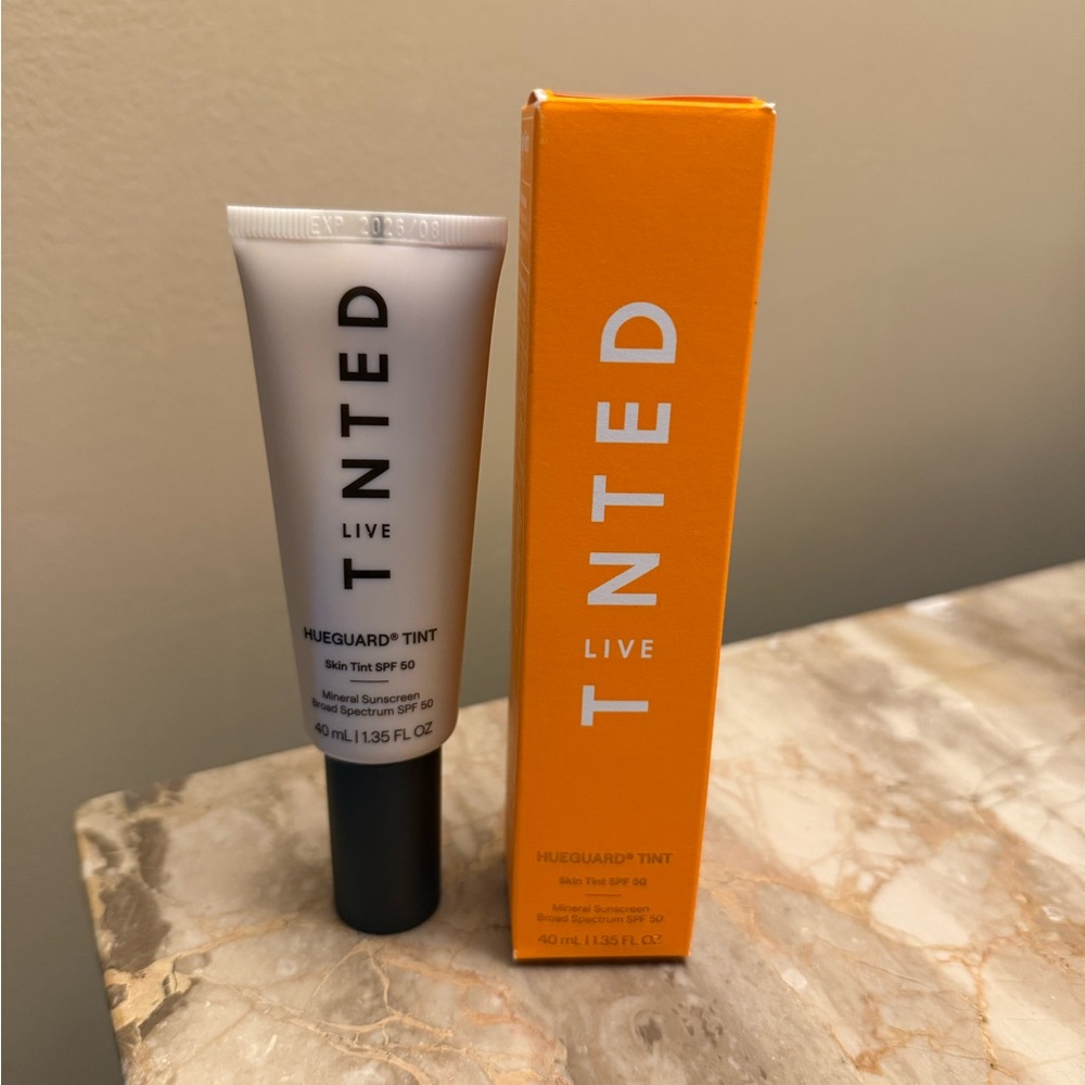Hueguard Tint SPF 50 - Shade 07